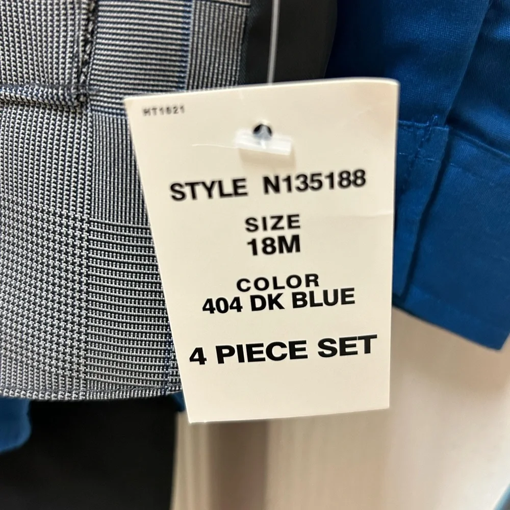 ⭐️ Nautica Blue and Gray Boys' Suit Set - Picture 2 of 7